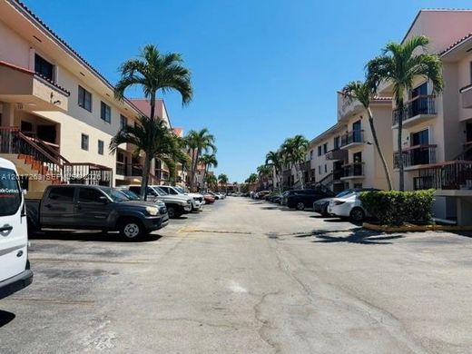 Residential complexes in Hialeah, Miami-Dade