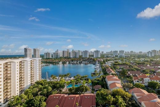 Residential complexes in Aventura, Miami-Dade