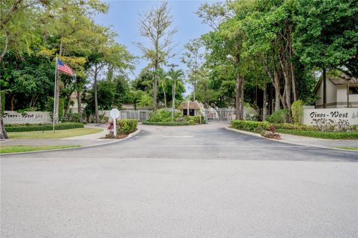 Wohnkomplexe in Oakland Park, Broward County