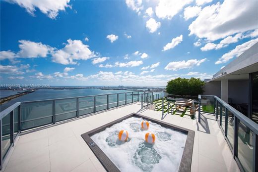 Komplex apartman Miami, Miami-Dade County