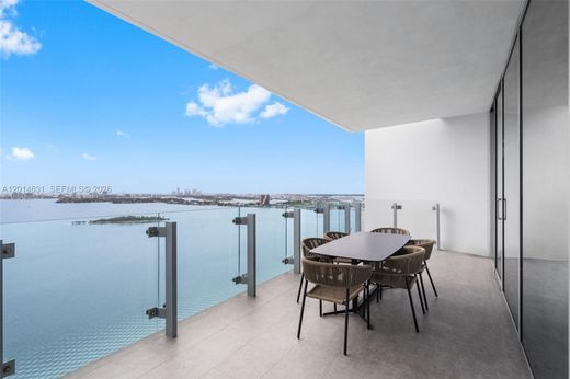 Komplex apartman Miami, Miami-Dade County