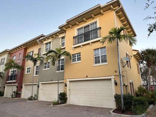 Таунхаус, Lake Worth, Palm Beach County