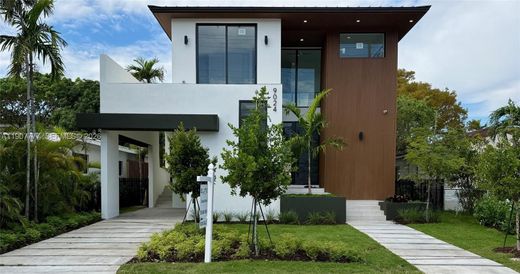 Villa Surfside, Miami-Dade County