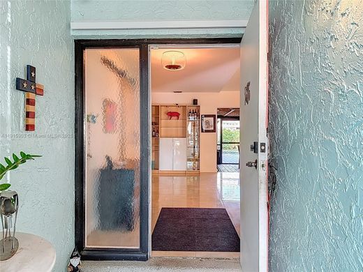 Вилла, Pembroke Pines, Broward County