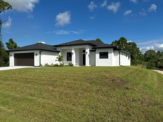 Villa en Lehigh Acres, Lee County