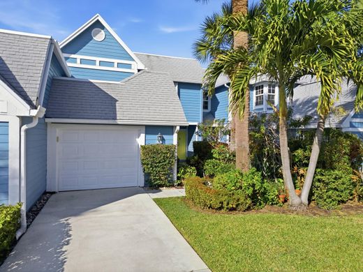 Townhouse in Jupiter, Palm Beach