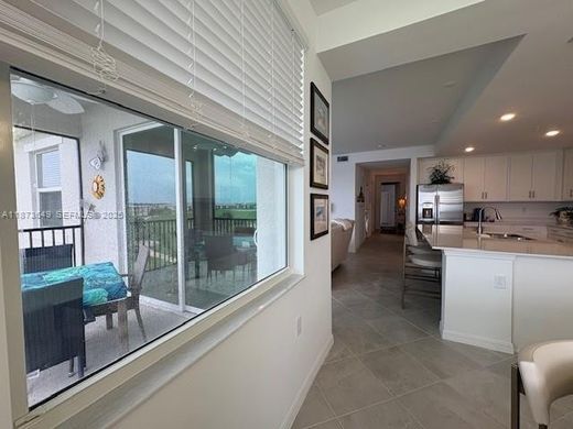 Ave Maria, Collier Countyのアパートメント・コンプレックス