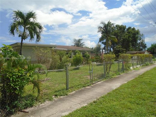 Villa in Hollywood, Broward County