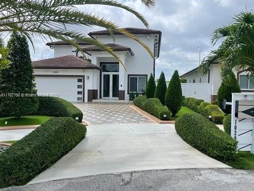Villa in Sweetwater, Miami-Dade