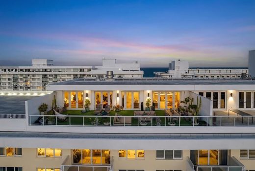 Residential complexes in Miami Beach, Miami-Dade