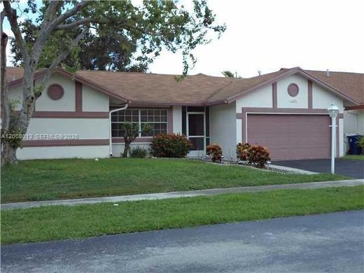 Villa in Sunrise, Broward County
