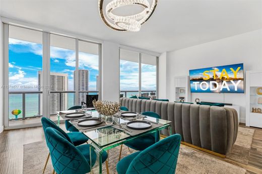 Komplex apartman Hallandale Beach, Broward County