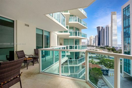 公寓楼  Sunny Isles Beach, Miami-Dade County