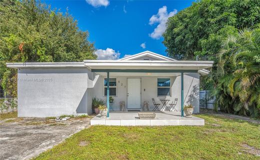 Villa en North Miami, Miami-Dade County