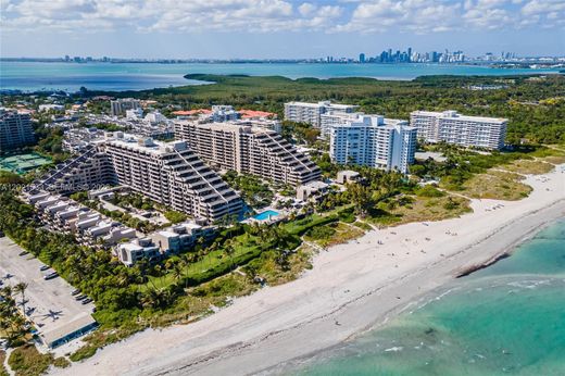 Komplex apartman Key Biscayne, Miami-Dade County