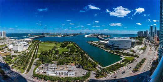 Complesso residenziale a Miami, Miami-Dade County