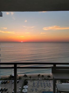 콘도미니엄 / Hallandale Beach, Broward County