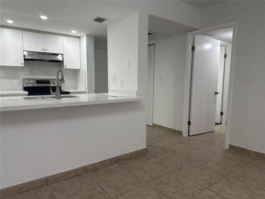 Κτίριο σε Doral, Miami-Dade County