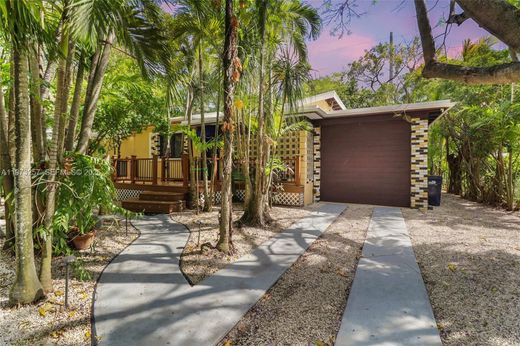 Villa - Miami Springs, Miami-Dade County