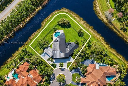 Villa in Weston, Broward County