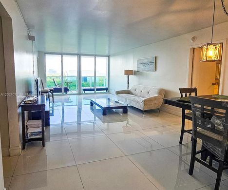 Wohnkomplexe in Sunny Isles Beach, Miami-Dade County
