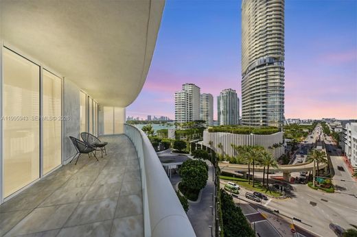 Complexes résidentiels à Miami Beach, Comté de Miami-Dade