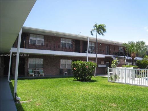 Complesso residenziale a Hallandale Beach, Broward County