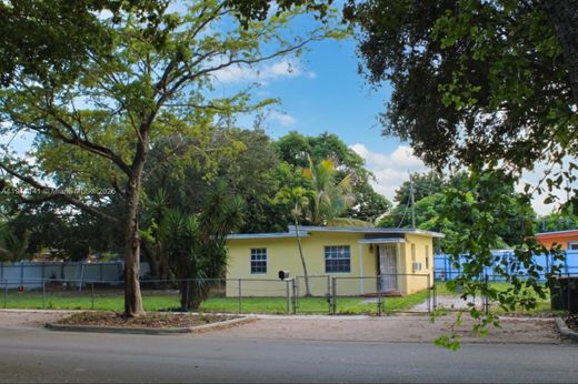 Villa en North Miami, Miami-Dade County