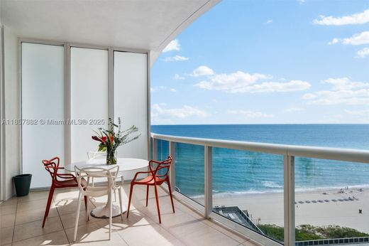 Жилой комплекс, Sunny Isles Beach, Miami-Dade County