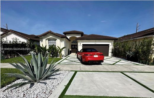 Villa in Miami Terrace Mobile Home, Miami-Dade