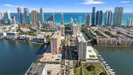 Residential complexes in Sunny Isles Beach, Miami-Dade