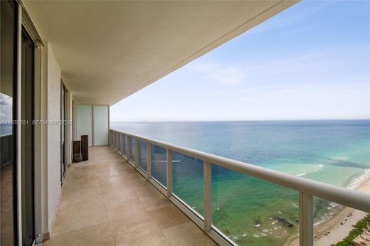 Complexos residenciais - Hallandale Beach, Broward County