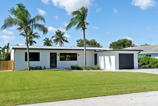 Villa - Lake Clarke Shores, Palm Beach County