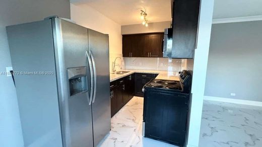 Complesso residenziale a Miami Beach, Miami-Dade County