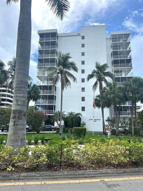 Edificio en Key Biscayne, Miami-Dade County