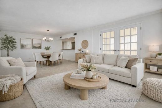 Kamienica w Hallandale Beach, Broward County