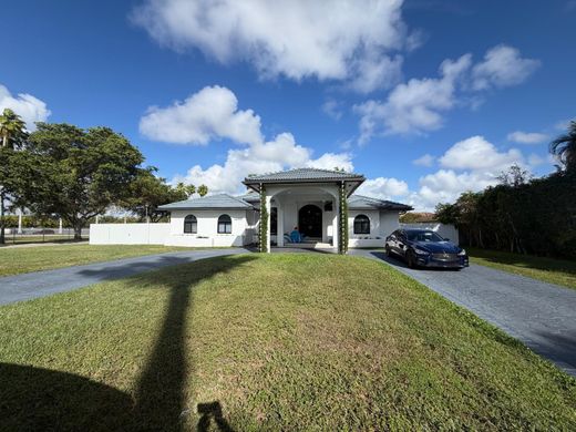 Villa in Miami, Miami-Dade County
