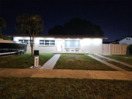 Villa en Hialeah, Miami-Dade County