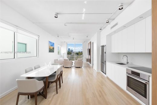 Complesso residenziale a Miami Beach, Miami-Dade County