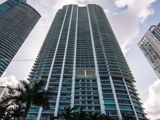 Wohnkomplexe in Miami, Miami-Dade County