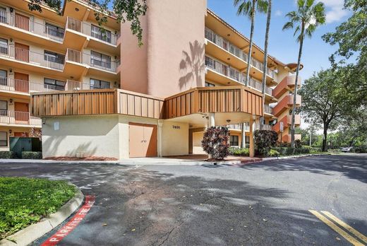 公寓楼  Plantation, Broward County