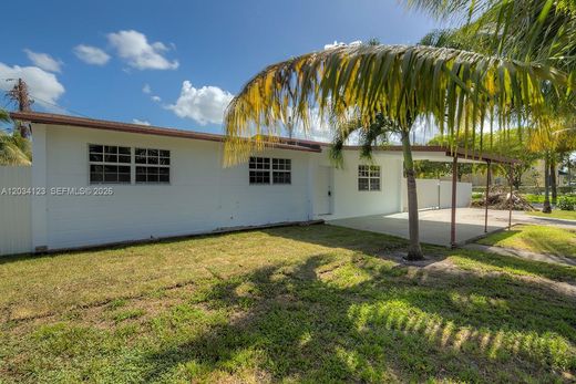 Villa in Miami Gardens, Miami-Dade