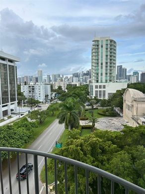 Complesso residenziale a Miami, Miami-Dade County