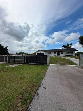 Villa in Miami, Miami-Dade