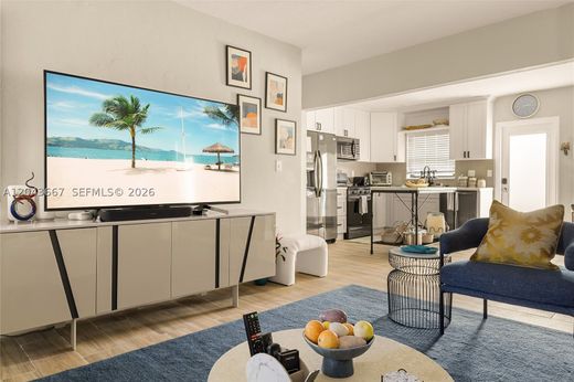 Villa in Miami, Miami-Dade County