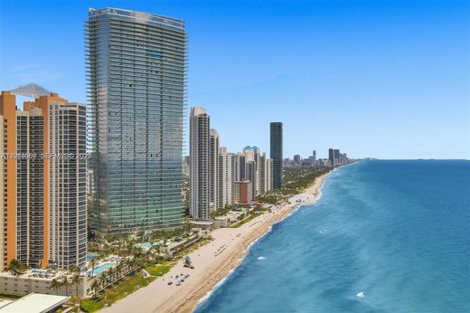Residential complexes in Sunny Isles Beach, Miami-Dade