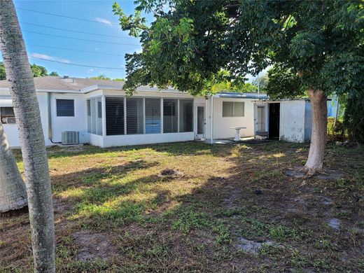 Βίλα σε Hallandale Beach, Broward County