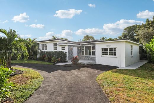 Villa en North Miami, Miami-Dade County