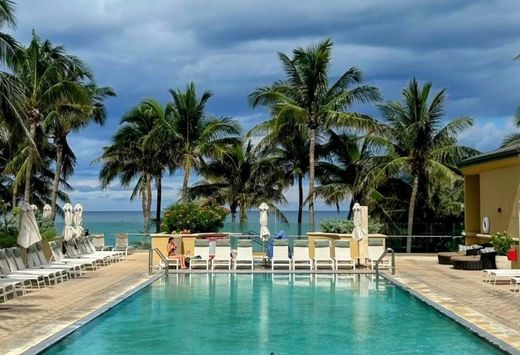 Residential complexes in Riviera Beach, Palm Beach