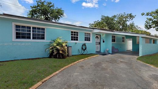 빌라 / Miami Gardens, Miami-Dade County